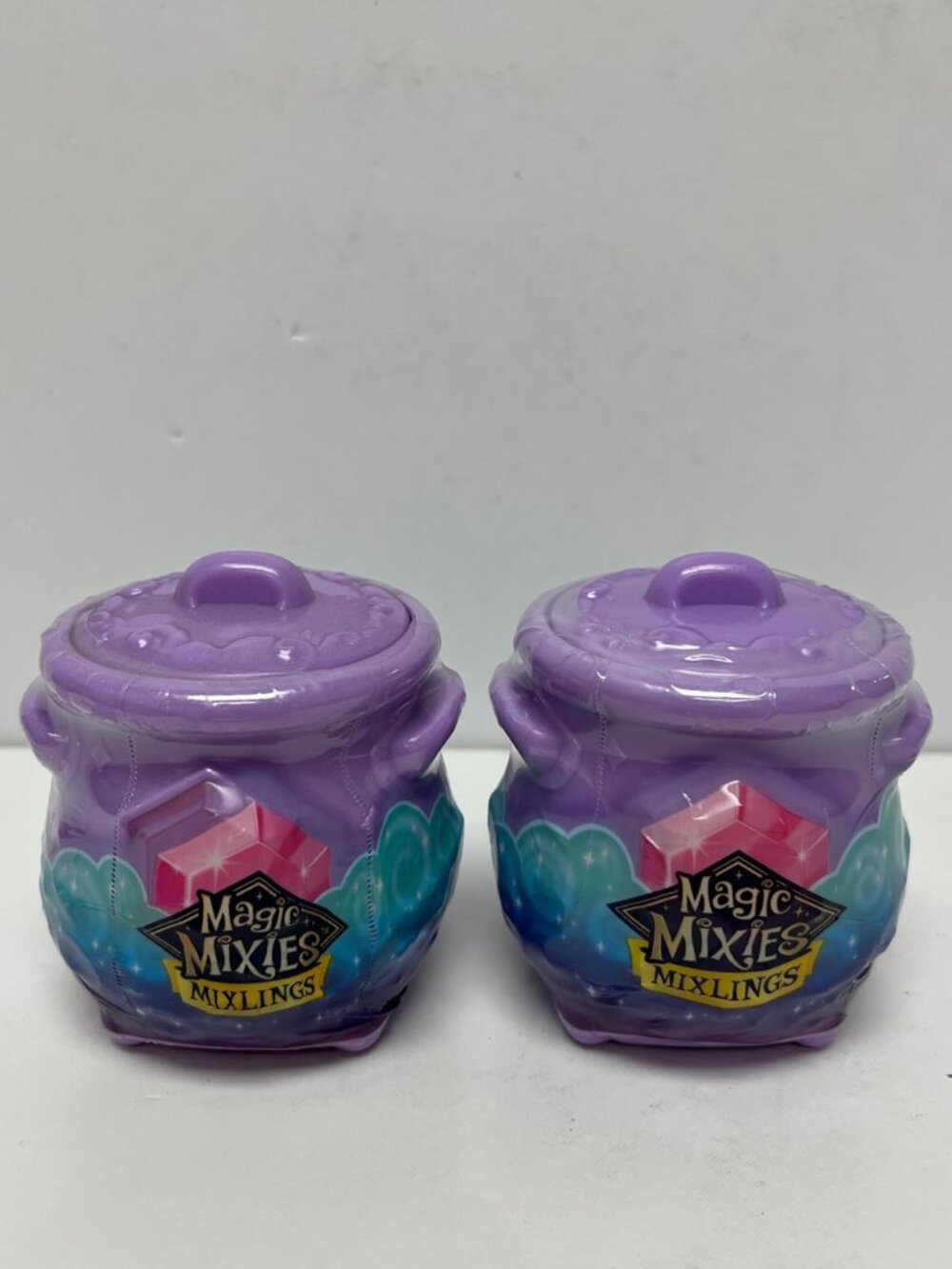 MAGIC MIXIES MIXLINGS SURPRISE COLLECTORS MINI CAULDRONS LOT OF 2
